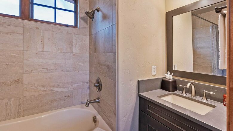 Home Exchange in Steamboat Springs, CO king bath #3