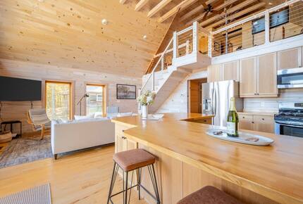 Home exchange in Fairview NC, open concept kitchen and living areas