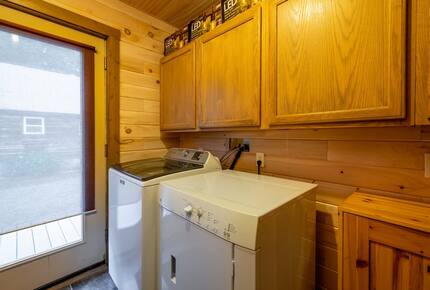 Home exchange in Fairview NC, washer and dryer