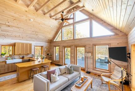 Home exchange in Fairview NC, main living area