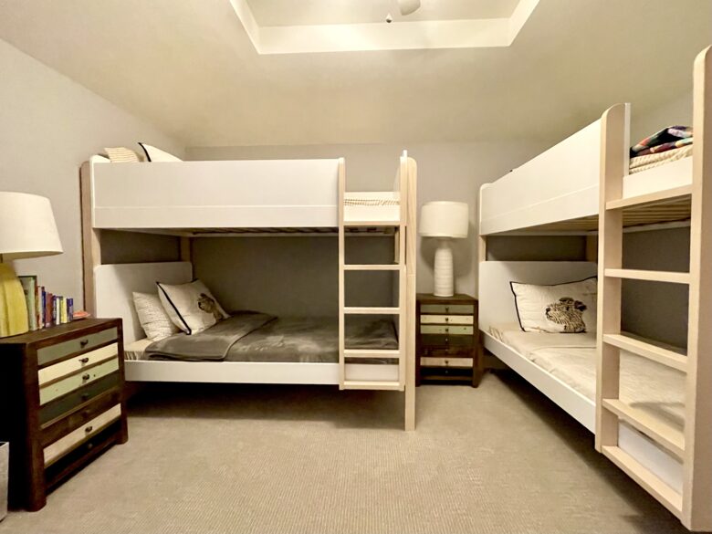 Home Exchange in Oxnard, CA bunk room