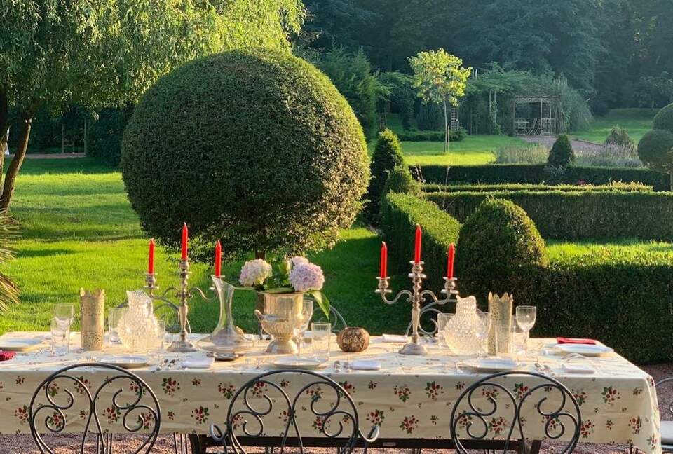 Château De Vézins (R) - Cholet, France