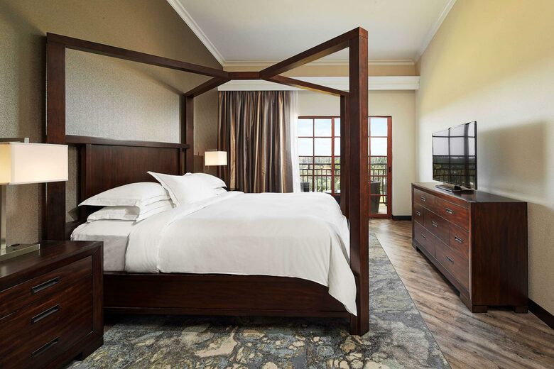 MarBrisa Hilton Grand Vacations Club 2 Bedroom Suite - King/Queen *THANKSGIVING WEEK* - Carlsbad, California