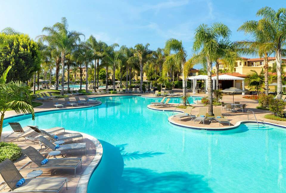 MarBrisa Hilton Grand Vacations Club 2 Bedroom Suite - King/Queen *THANKSGIVING WEEK* - Carlsbad, California