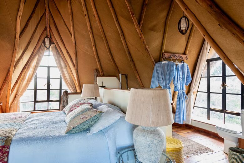 The Round House and Bunk Room at Olepangi Farm - all inclusive - Mt. Kenya - Timau, Kenya