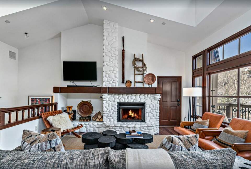 Ski-in/Ski-out Beaver Creek Townhome - Beavercreek, Colorado