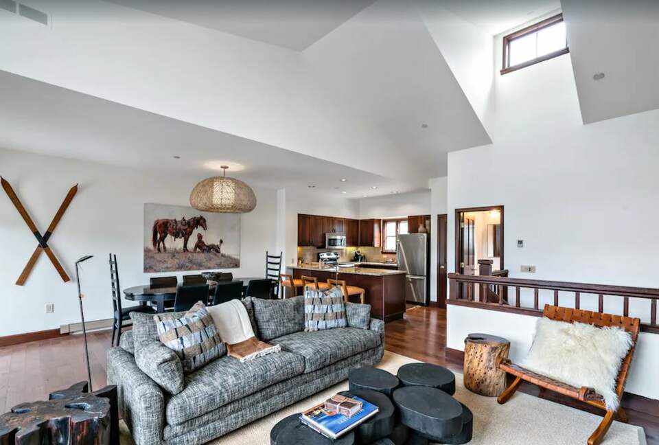 Ski-in/Ski-out Beaver Creek Townhome - Beavercreek, Colorado