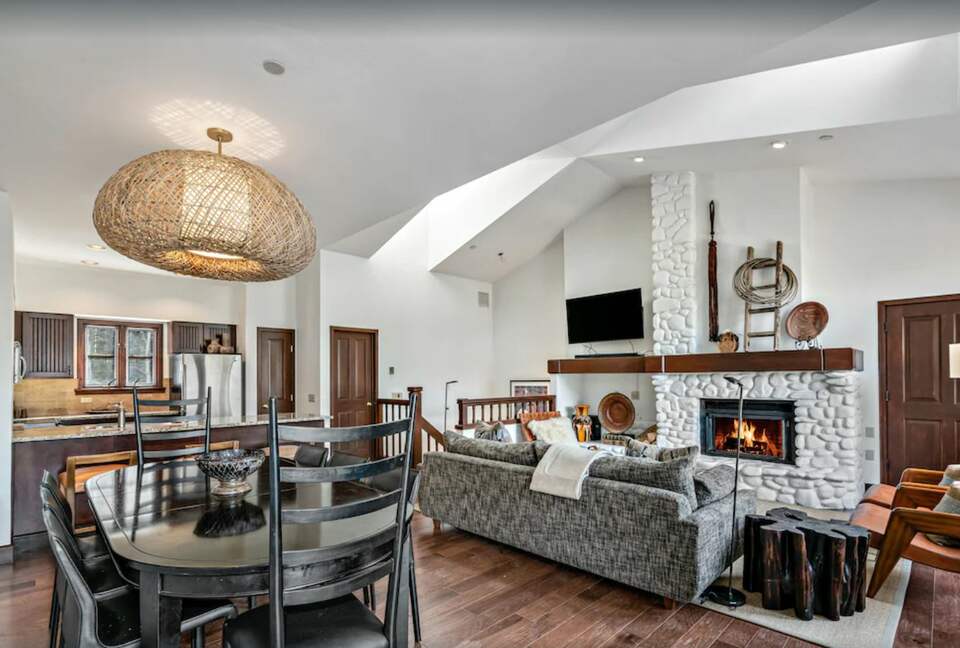 Ski-in/Ski-out Beaver Creek Townhome - Beavercreek, Colorado