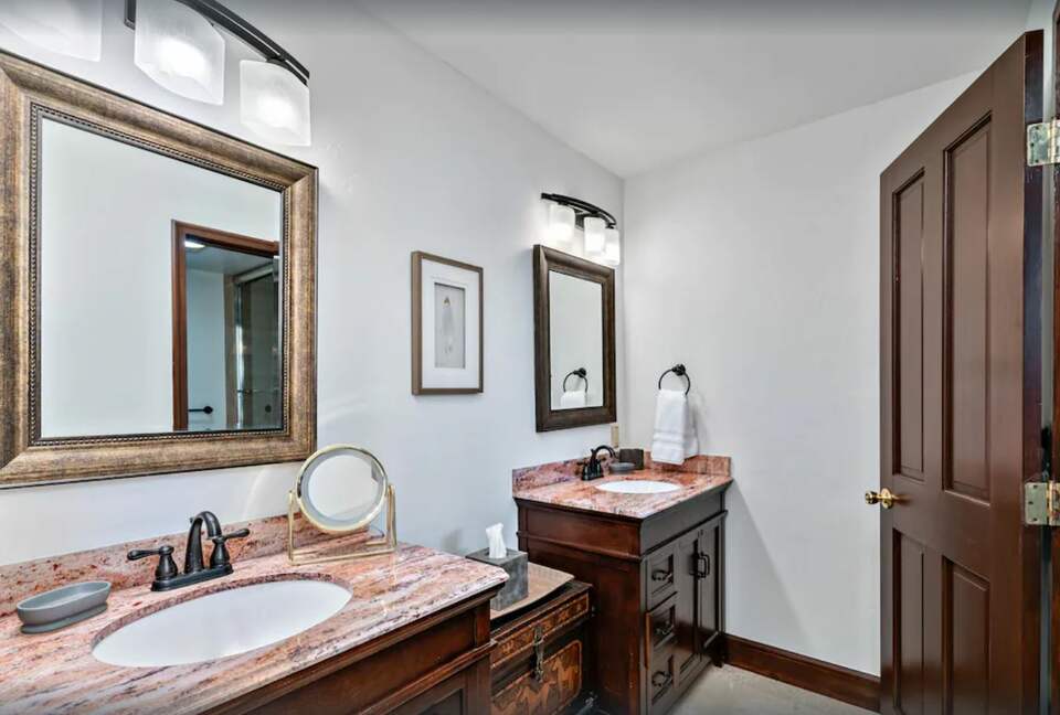 Ski-in/Ski-out Beaver Creek Townhome - Beavercreek, Colorado