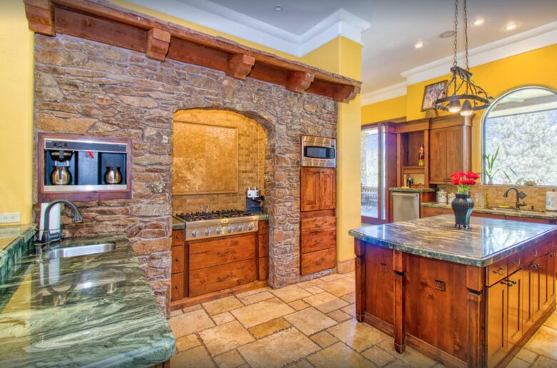 Chef's kitchen with island