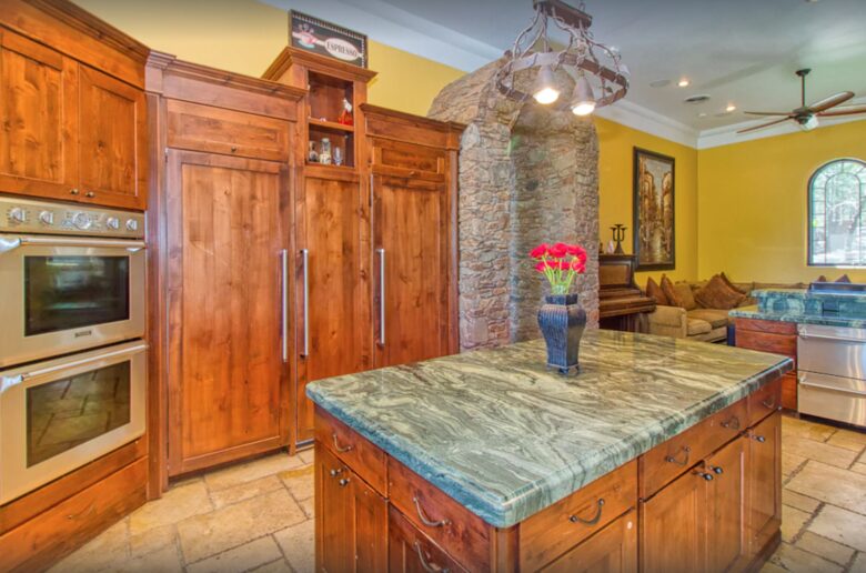 Chef's kitchen with island