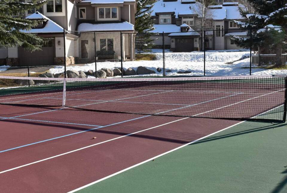 Community tennis courts