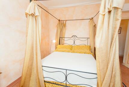 Brunello Villa - Paciano, Italy