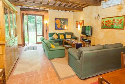 Brunello Villa - Paciano, Italy