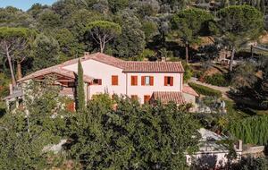 Brunello Villa - Paciano, Italy