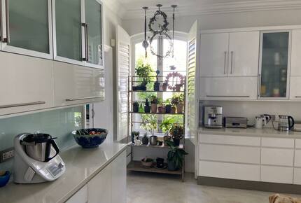 Eaton House - Cape Town, South Africa