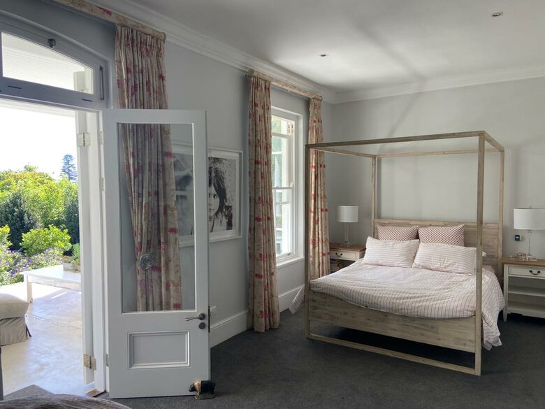 Eaton House - Cape Town, South Africa