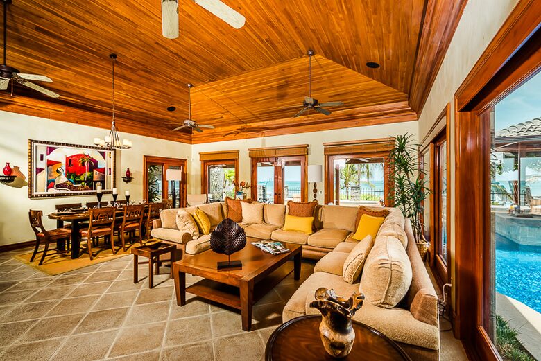 Home Exchange in Playa Langosta, Costa Rica spacious great room