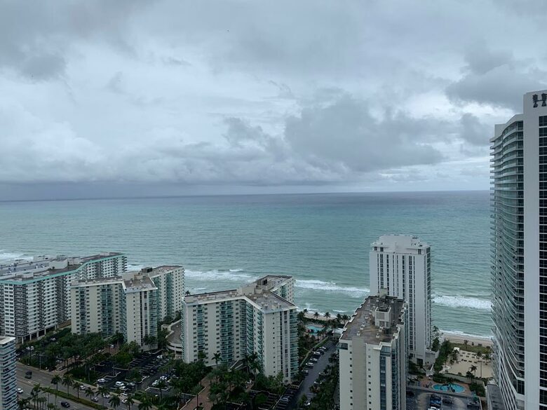 Hyde Beach House High-Rise - Hollywood, Florida