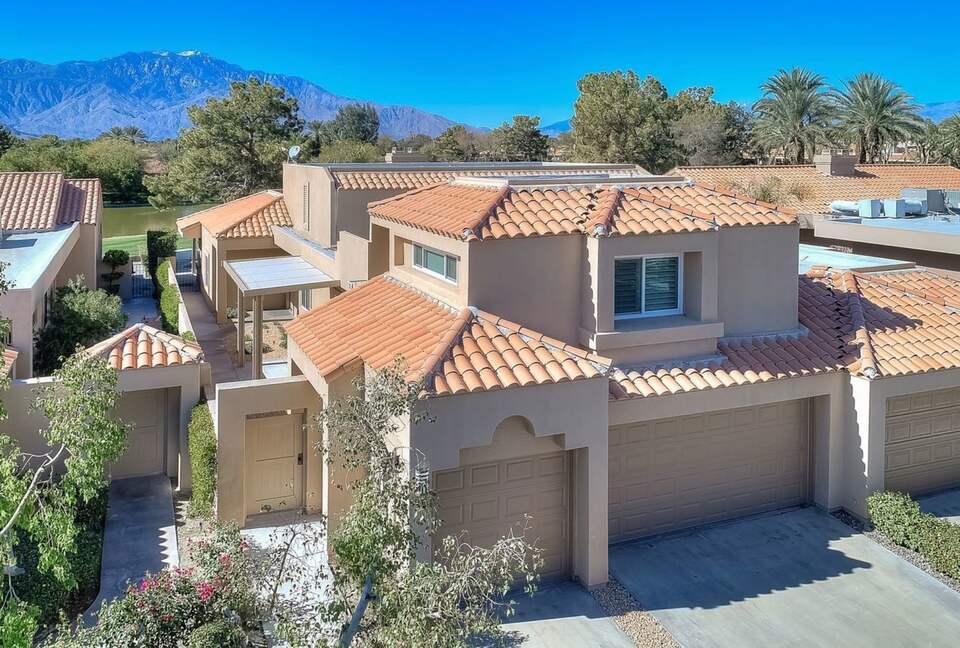 Mission Hills Luxe Home - Rancho Mirage, California