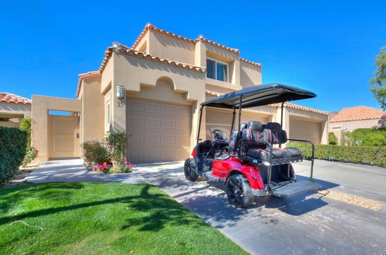 Mission Hills Luxe Home - Rancho Mirage, California