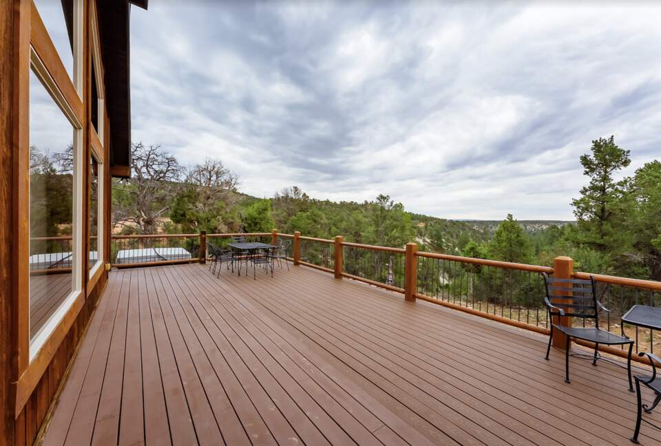 Home Exchange in Orderville, UT, oversized deck with a view