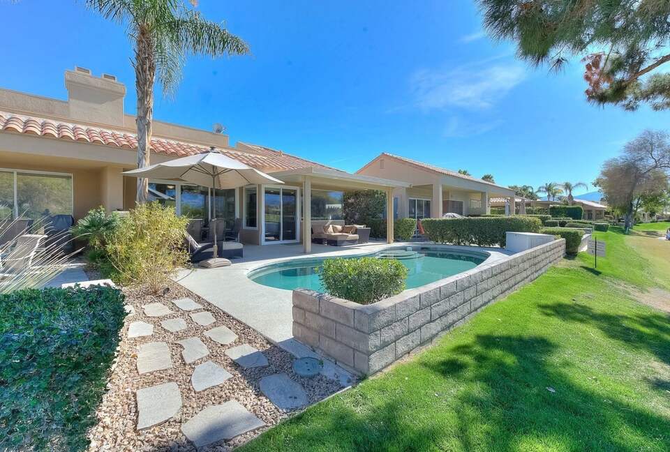 Mission Hills Luxe Home - Rancho Mirage, California