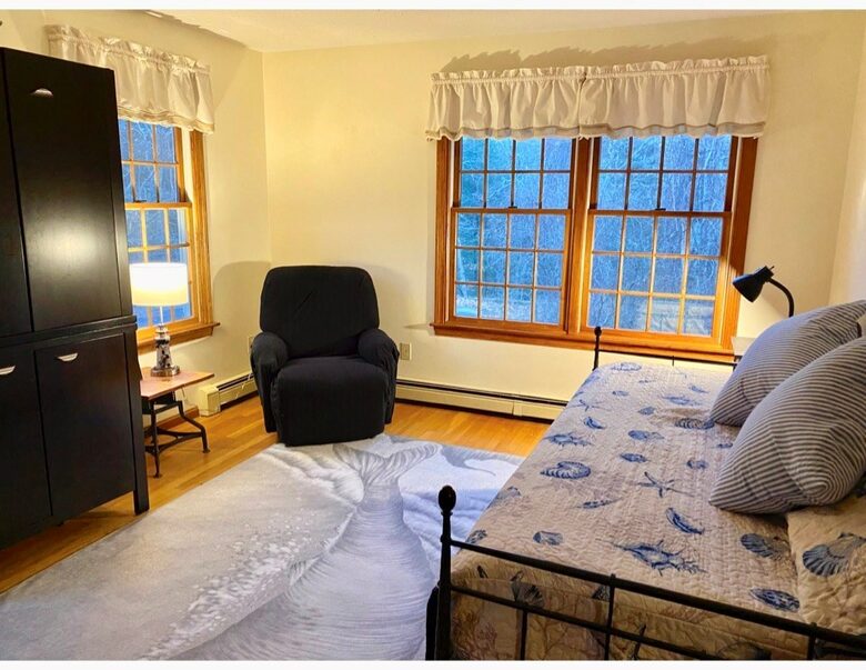 Home Exchange in North Falmouth, MA, daybed on the first floor