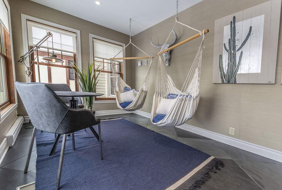 Amazing Canadian Experience - Saint-Adolphe-d'Howard, Canada