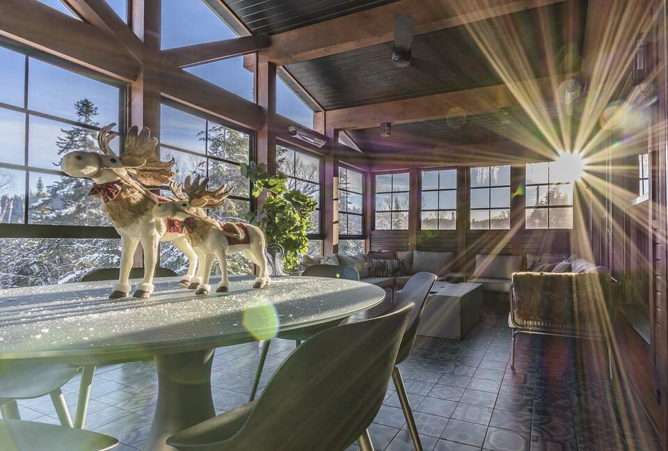 Amazing Canadian Experience - Saint-Adolphe-d'Howard, Canada