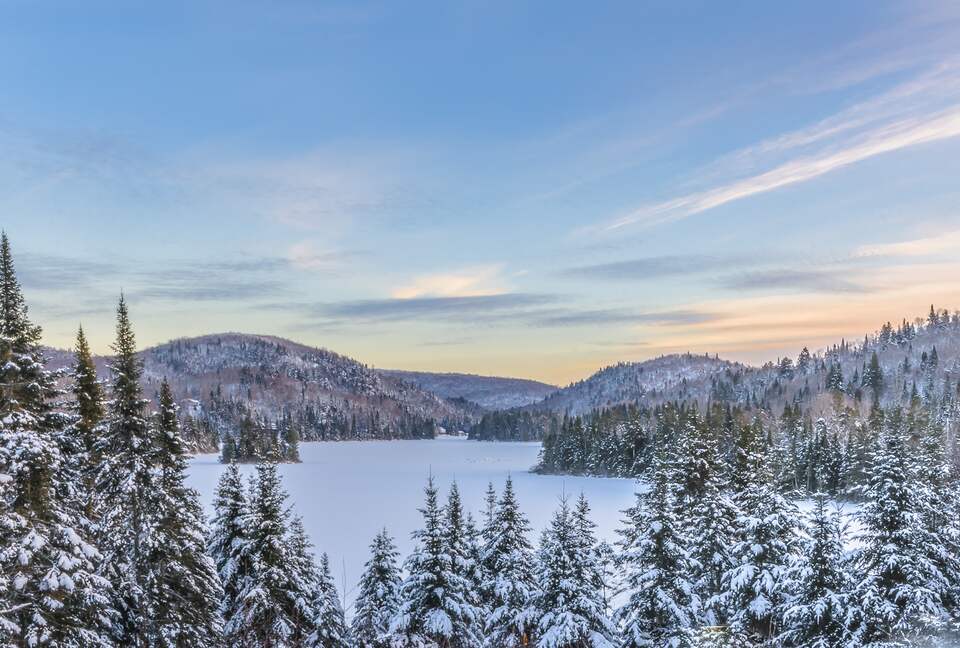 Amazing Canadian Experience - Saint-Adolphe-d'Howard, Canada