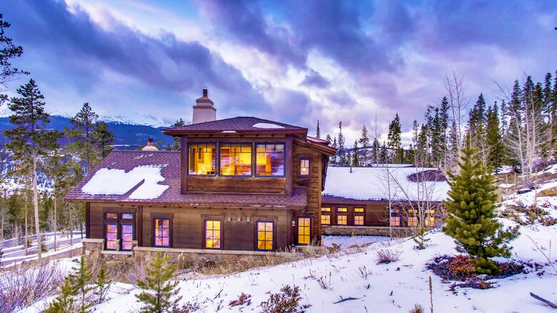 Switchback Lodge - Moving Mountains - Breckenridge, Colorado
