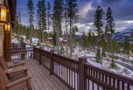 Switchback Lodge - Moving Mountains - Breckenridge, Colorado
