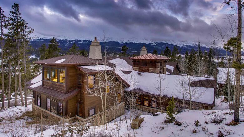 Switchback Lodge - Moving Mountains - Breckenridge, Colorado