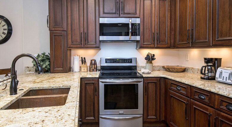 Home Exchange in Beaver Creek, CO, kitchen stainless steel appliances