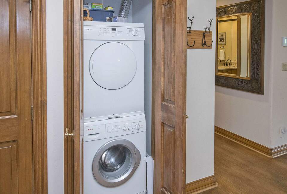Home Exchange in Beaver Creek, CO, laundry closet