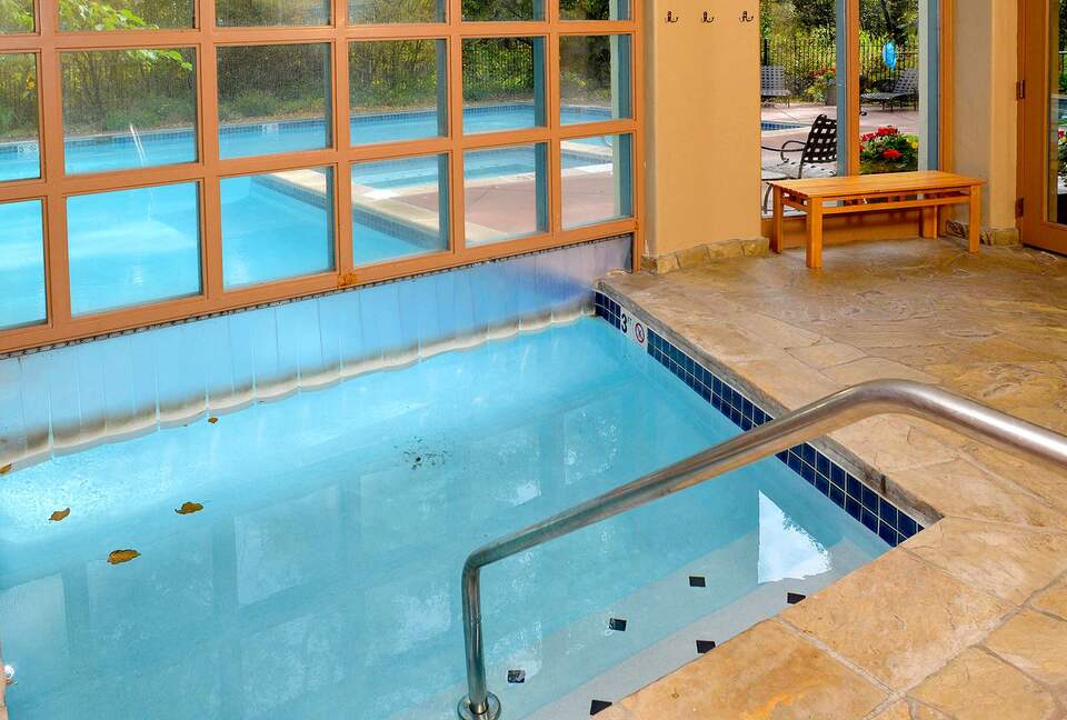 Home Exchange in Beaver Creek, CO, pool indoor outdoor