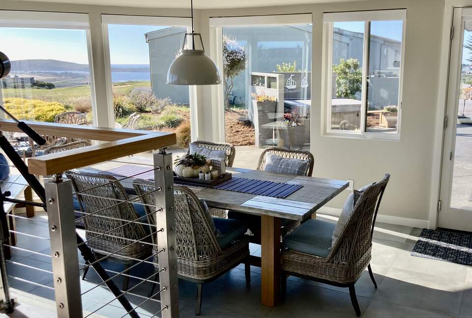 Views of fairway, Doran Beach and open seas at dining room.