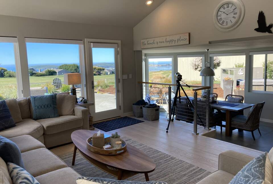 Views from corner of sofa overlooking dining area & fairway.