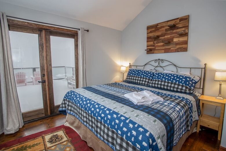 Sky High Adventures - Ski-in/Ski-out - Beech Mountain, North Carolina