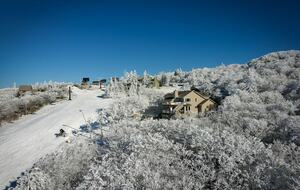 Sky High Adventures - Ski-in/Ski-out - Beech Mountain, North Carolina
