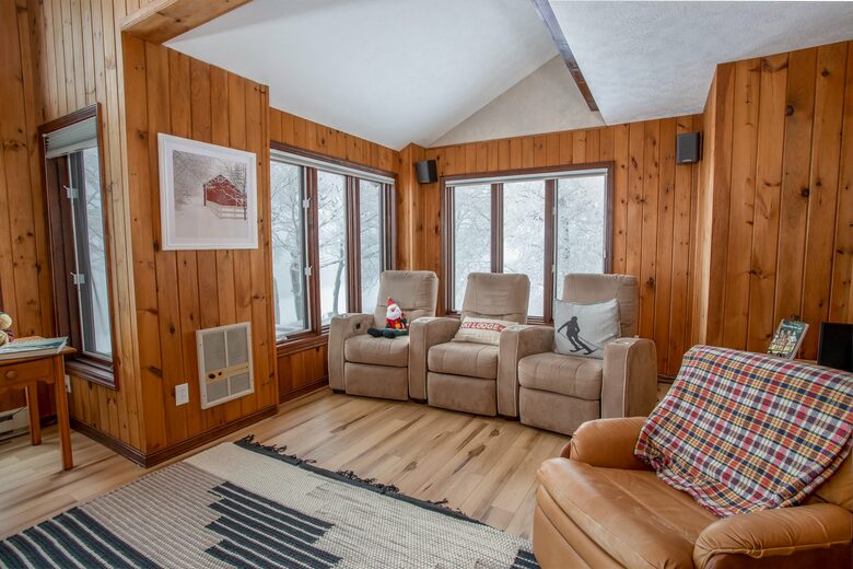 Sky High Adventures - Ski-in/Ski-out - Beech Mountain, North Carolina