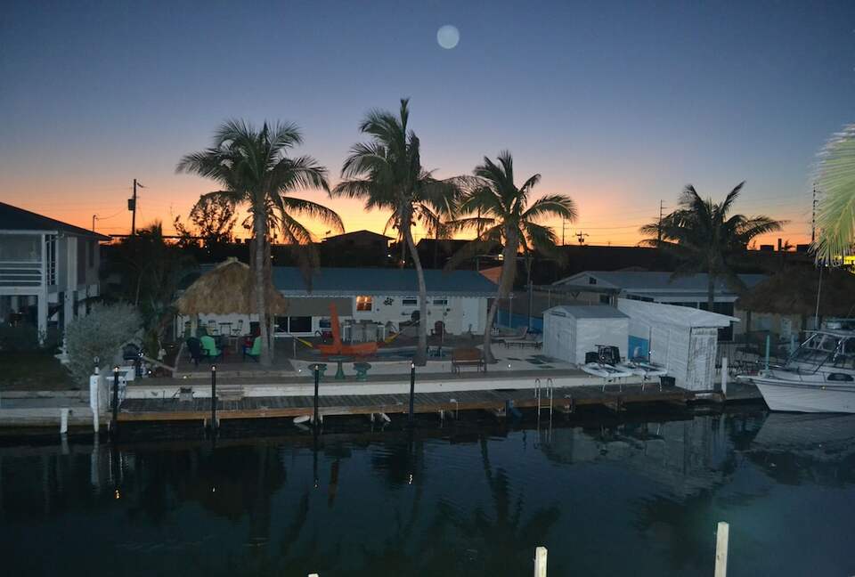 Home Exchange in Marathon, FL canal views at night