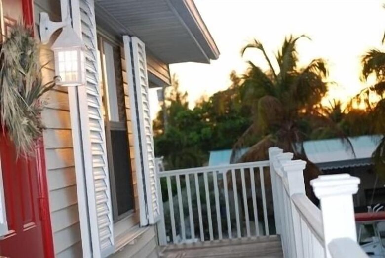 Home Exchange in Marathon, FL front porch