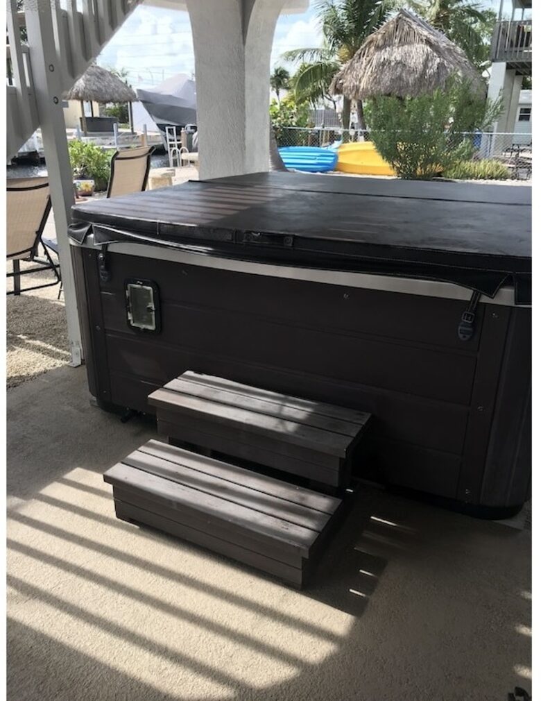 Home Exchange in Marathon, FL brand new hot tub for six