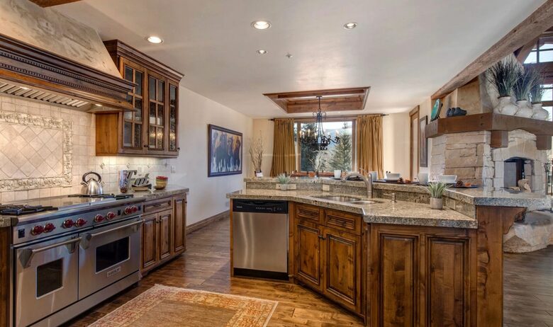 Park Meadows Mountain Majestic - Park City, Utah