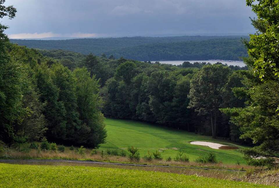 Home Exchange in Greentown, PA, golf course views