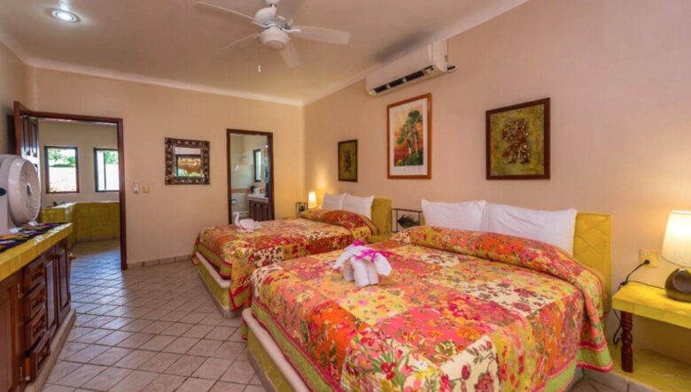 Room with two queen beds