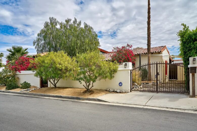 Home Exchange in Palm Springs, CA view from the street