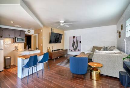 Home Exchange in Palm Springs, CA casita living room